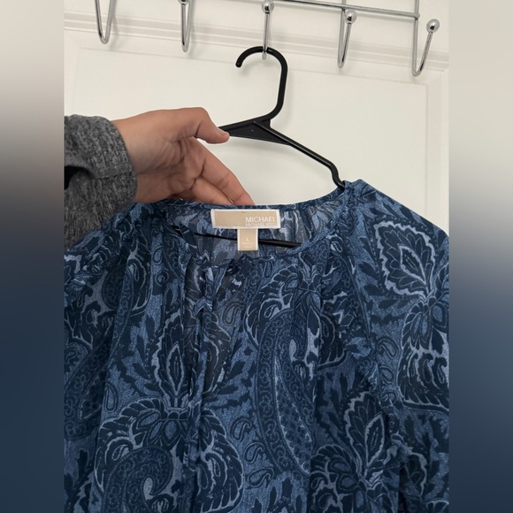 MICHAEL Michael Kors Paisley Print V-Neck Blouse Size Large - Picture 7 of 8